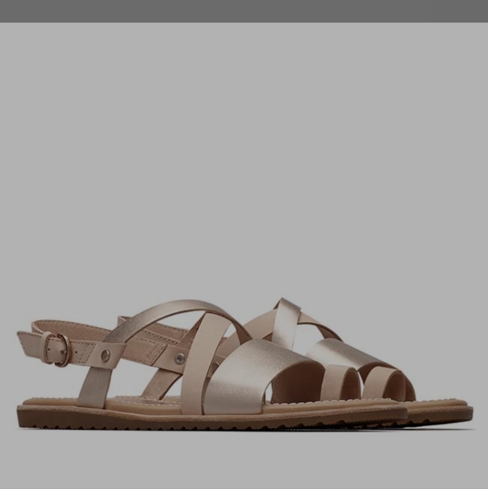 Sorel Ella Criss Cross Toe Loop Metallic Sandals Size 7